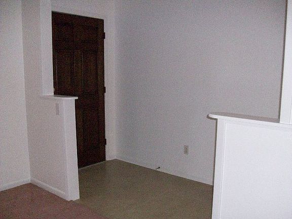 4th image of 112 Longhorn Dr