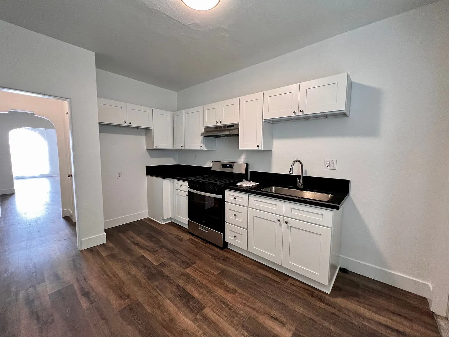 three Bedroom — Photo 2