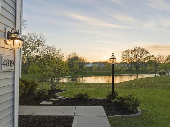 3rd image of 4819 Black Sycamore Dr