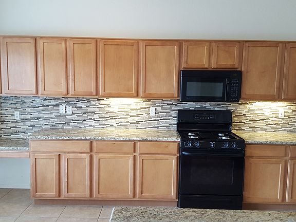 2nd image of 7690 W Desert Paintbrush Ct