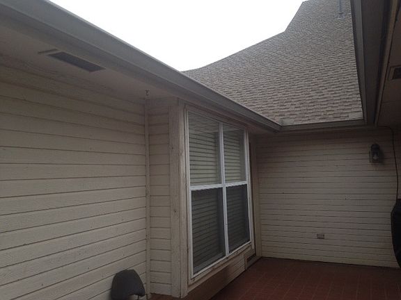 4th image of 6948 NW 133rd Ter