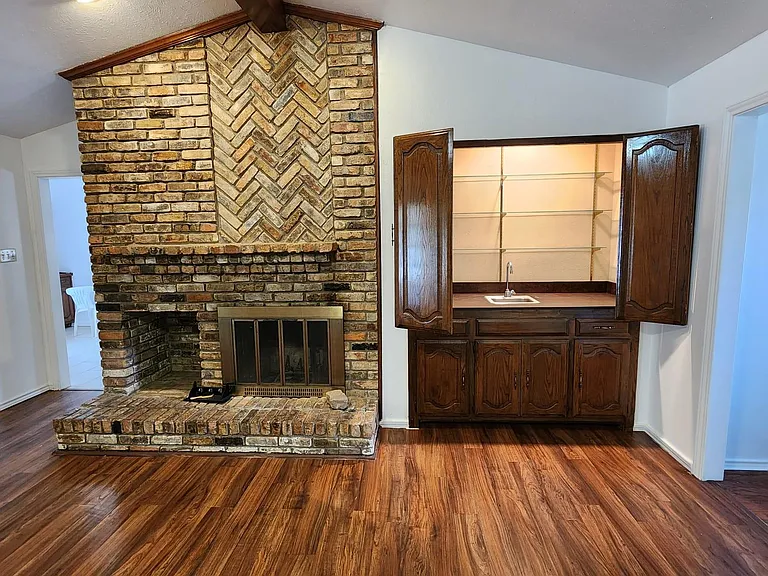 604 Chaffee Dr — Photo 6