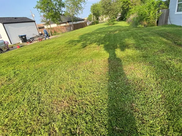 4310 Roberts St, Greenville, TX 75401