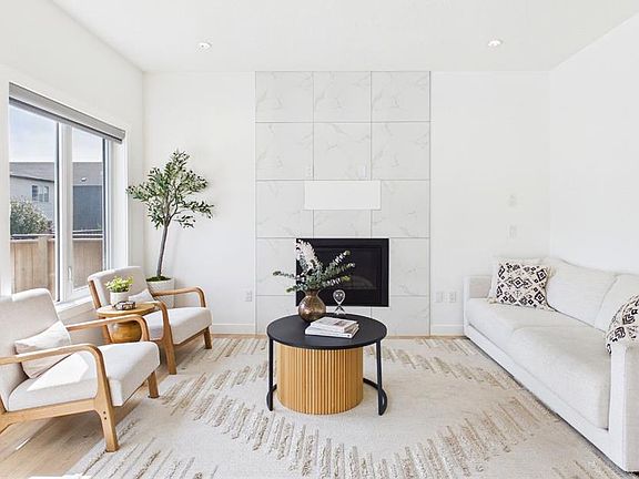 4th image of 66 NW Legacy Glen Cres SE