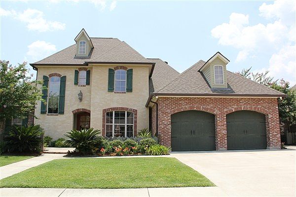 1st image of 125 Emily Cir