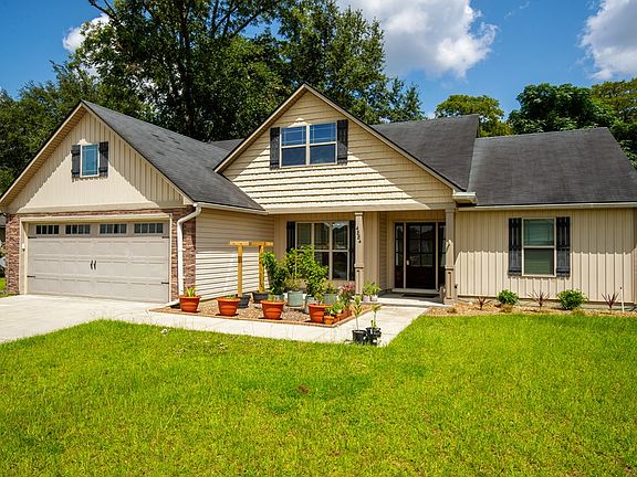 2nd image of 4884 Stonewall Cir