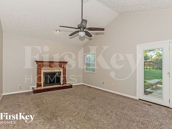 3rd image of 6409 Hummingbird Dr