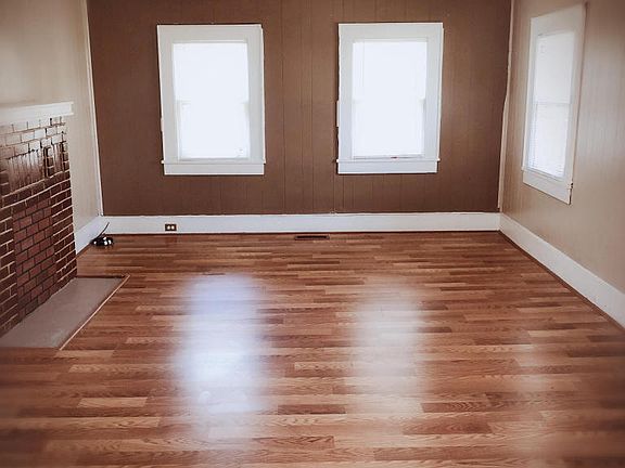 3rd image of 3904 Alma Ave