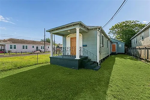 1437 Gallier St Photo 1
