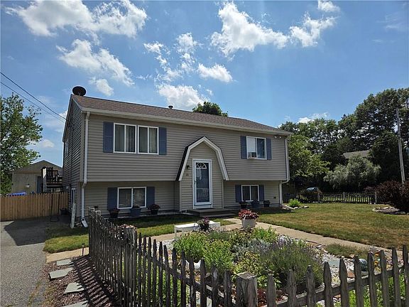 2nd image of 28 Longbow Dr