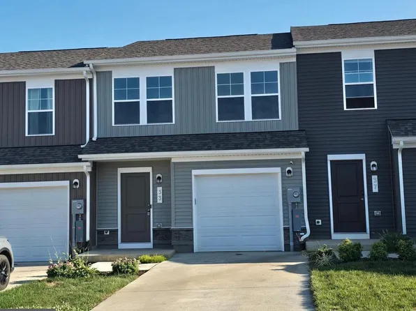 33 Apollo Rd, Charles Town, WV 25414