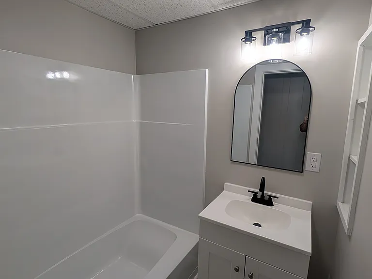 5 Park St #4 — Photo 1