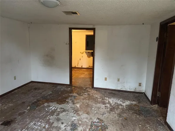 504 NW 90th St, Oklahoma City, OK 73114