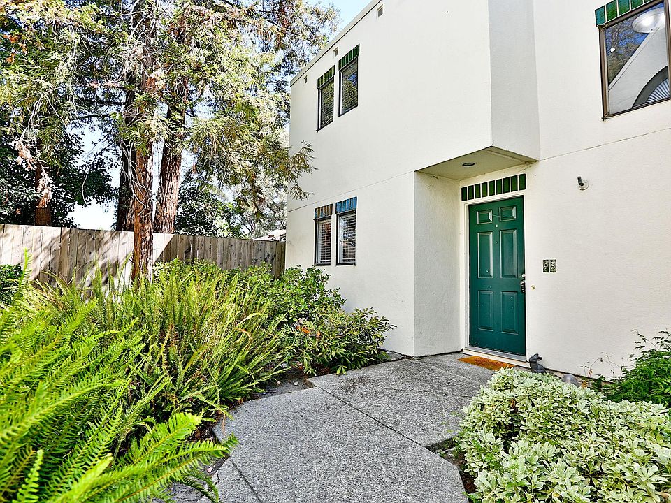 Walk way to front door