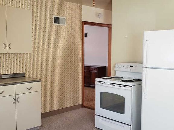 5th image of 315 S Stewart St