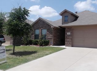 111 Timberline Dr, Waxahachie, TX