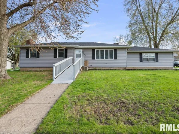 1651 7th Ave S, Clinton, IA 52732