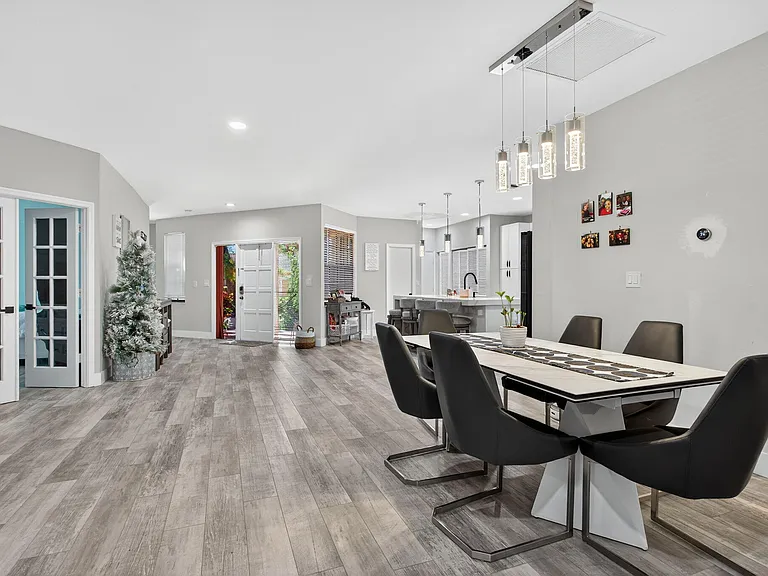 11910 Glenmore Dr #3 — Photo 13