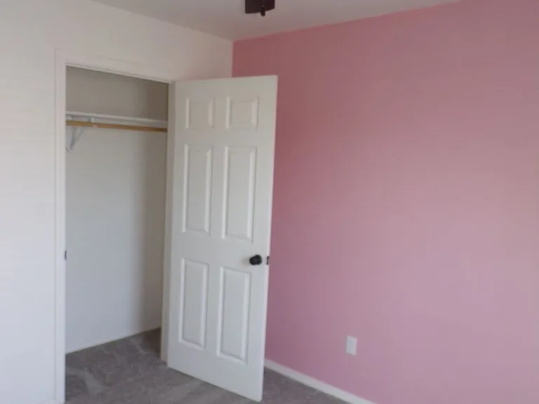 2812 Athens Ct — Photo 6