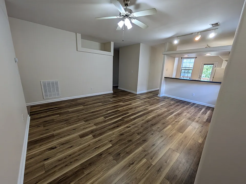 2521 Sun Seeker Ct