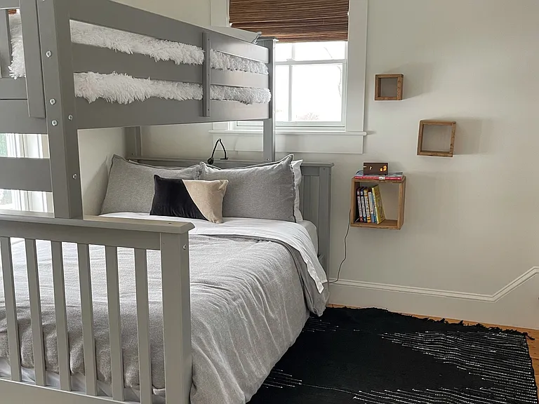 bunk room