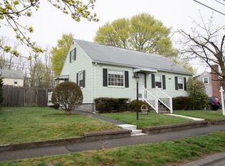 19 Macarthur Rd, Beverly, MA 01915