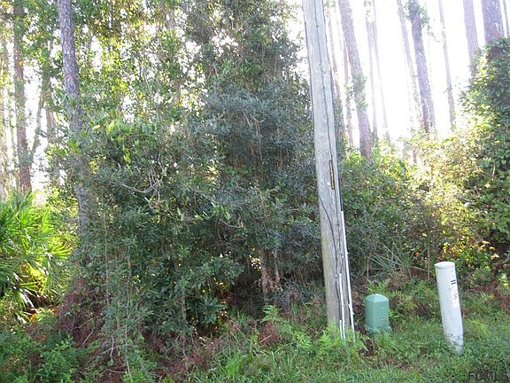 5th image of 18 Emerald Ln #A