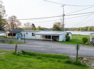 32821 Lakeside Dr, Hanoverton, OH 44423