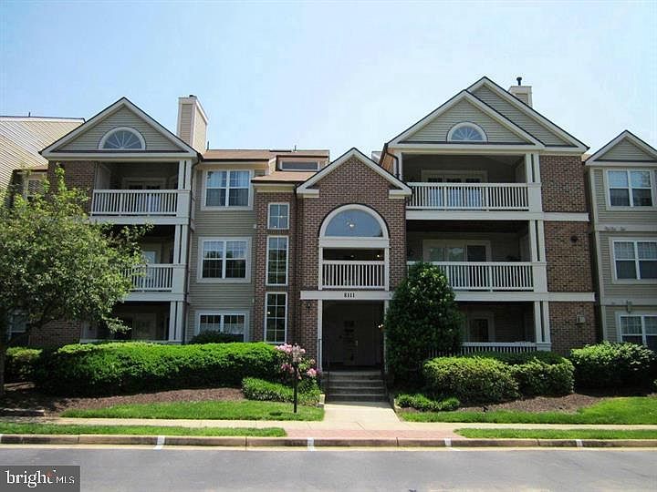 1st image of 6111 Wigmore Ln