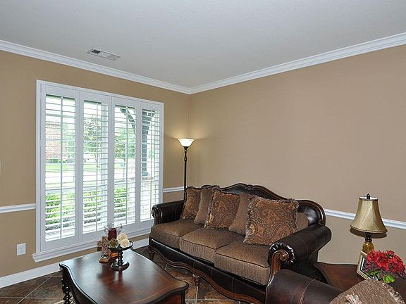 4th image of 2513 Hansford Timber Dr