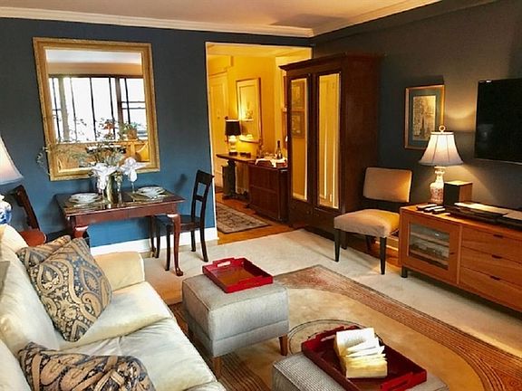 2nd image of 221 E 50th St APT 8D