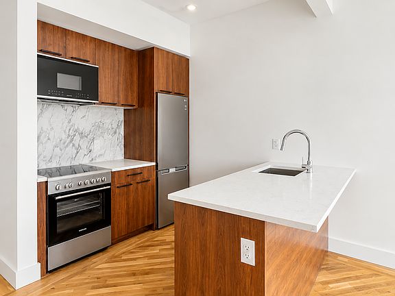 2nd image of 1106 Gates Ave #4A