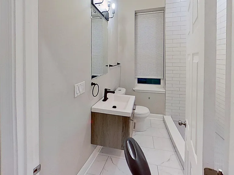 2525 N 17th St — Photo 10