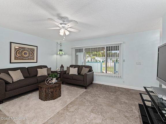 4th image of 1210 Montego Bay Dr N