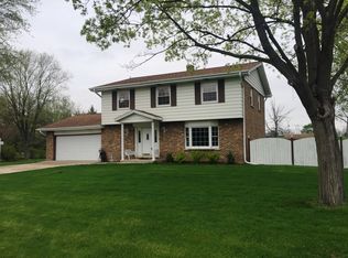 21W740 Park Ave, Lombard, IL 60148