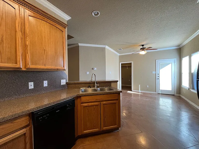 3016 Beauford St — Photo 12