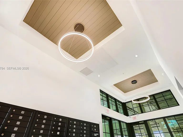 4100 Davie Rd #205 — Photo 3