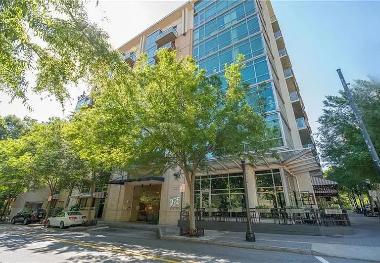 905 Juniper St NE #401 — Photo 38