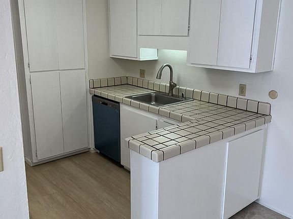5th image of 1720 Halford Ave APT 228