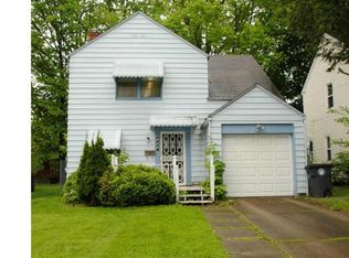 929 Packard Dr, Akron, OH 44320