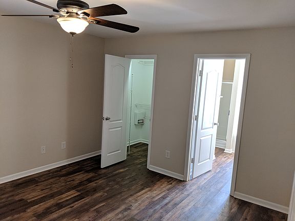 4th image of 4680 Madeline Dr