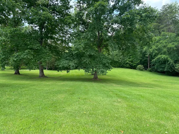 107 W Brow Rd, Dunlap, TN 37327