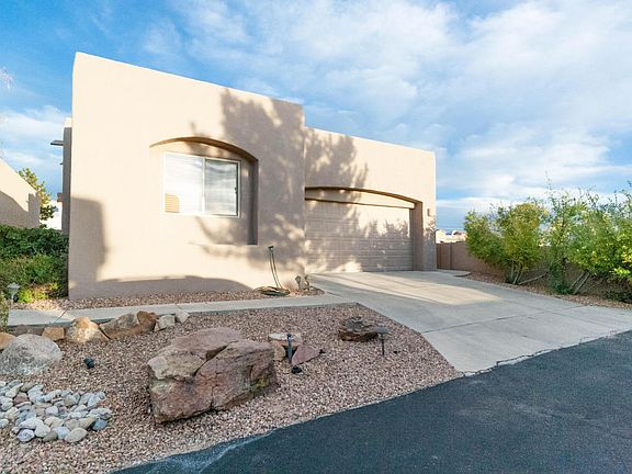 3rd image of 8932 Desert Fox Way NE