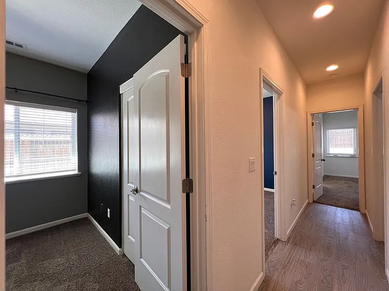 2209 Windrow Dr — Photo 17