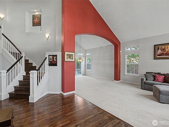 5th image of 3626 Cedrona Court NW