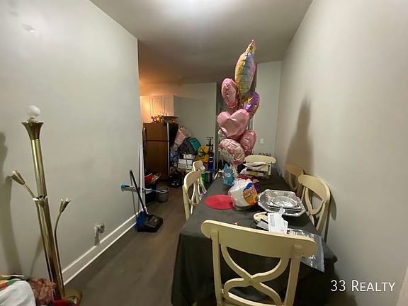 3rd image of 5018-20 S Blackstone Ave #204