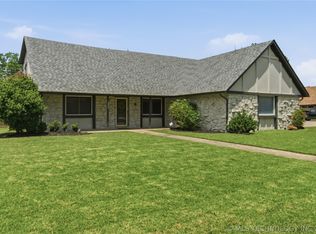1900 W Indianola St, Broken Arrow, OK 74012