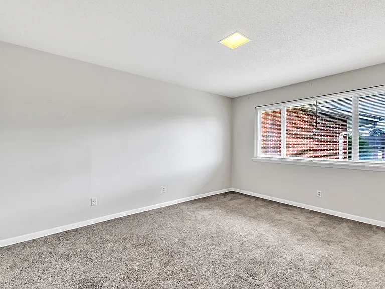 2354 Champion Ct — Photo 6