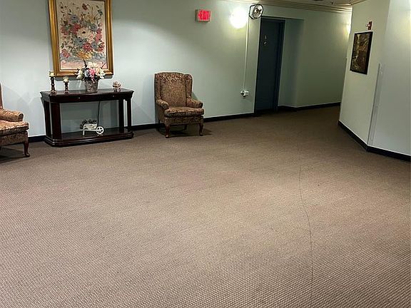 3rd image of 401-D Dercole Ct #T304
