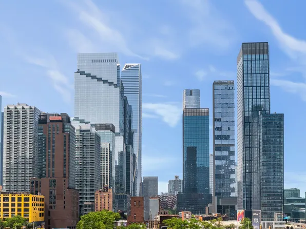 529 West 42nd Street image 8 of 9